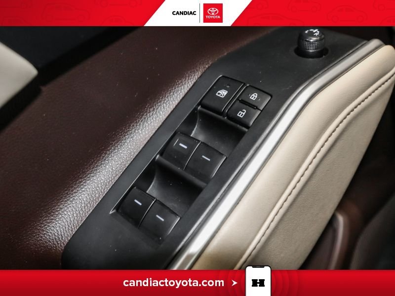 Toyota Highlander 2022 Bleu Blainville - photo #17