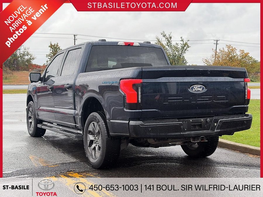 Ford F-150 LIGHTNING FLASH 2024 Bleu