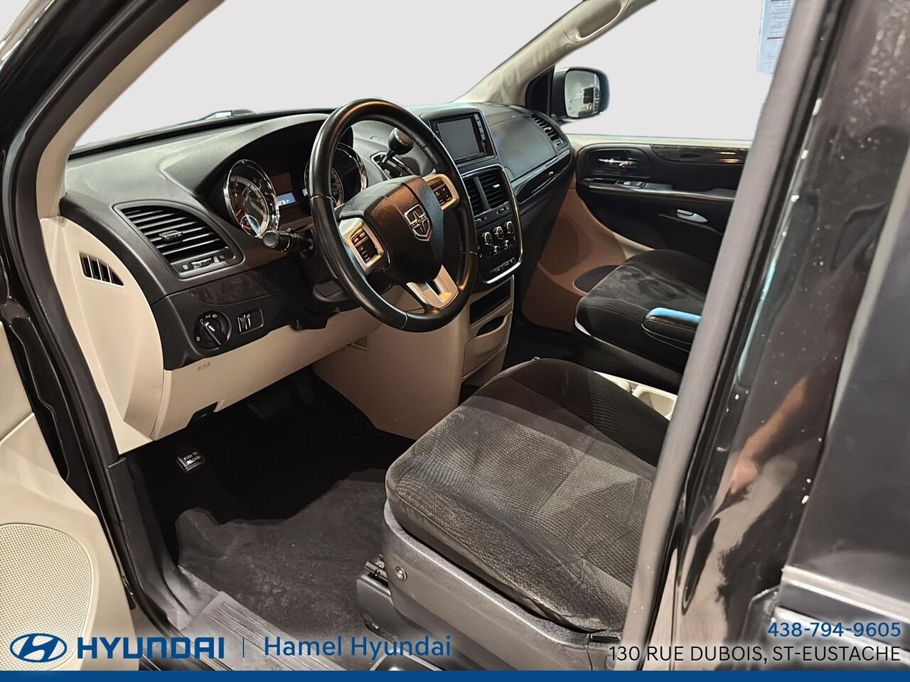2016 Dodge Grand Caravan Black Saint-Eustache - photo #7