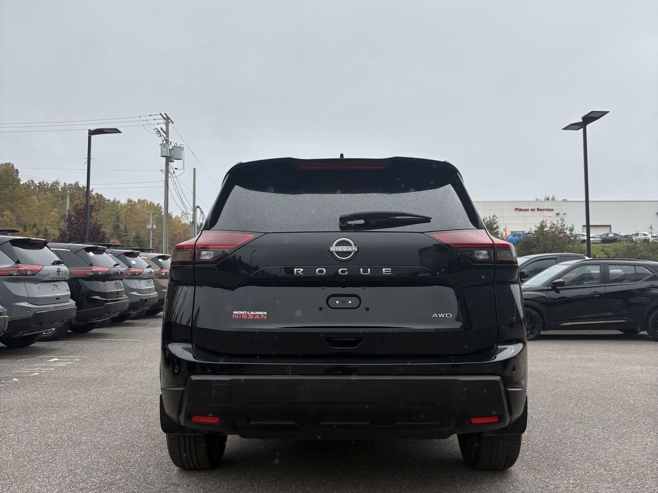 2024 Nissan Rogue S Black Mont-Laurier - photo #4