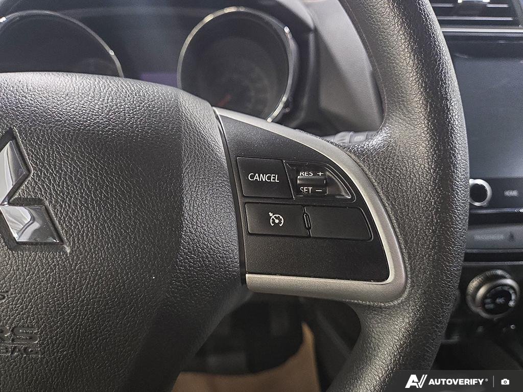 2025 Mitsubishi RVR 2602191A | ES, low kms, nearly new. White Edmonton - photo #15