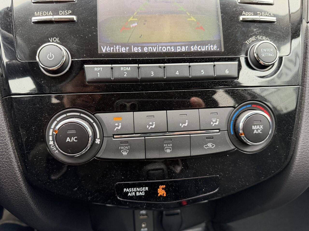 Nissan Rogue Traction avant 4 portes SV 2015 Gris Châteauguay - photo #25