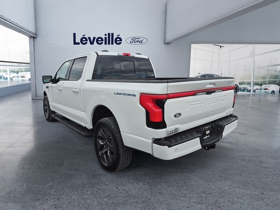 2024 Ford F-150 Lightning LARIAT 511A ** GROSSE BATTERIE ** MAX TOW ** PROPOWER 9.6KW ** 5,5 pi White