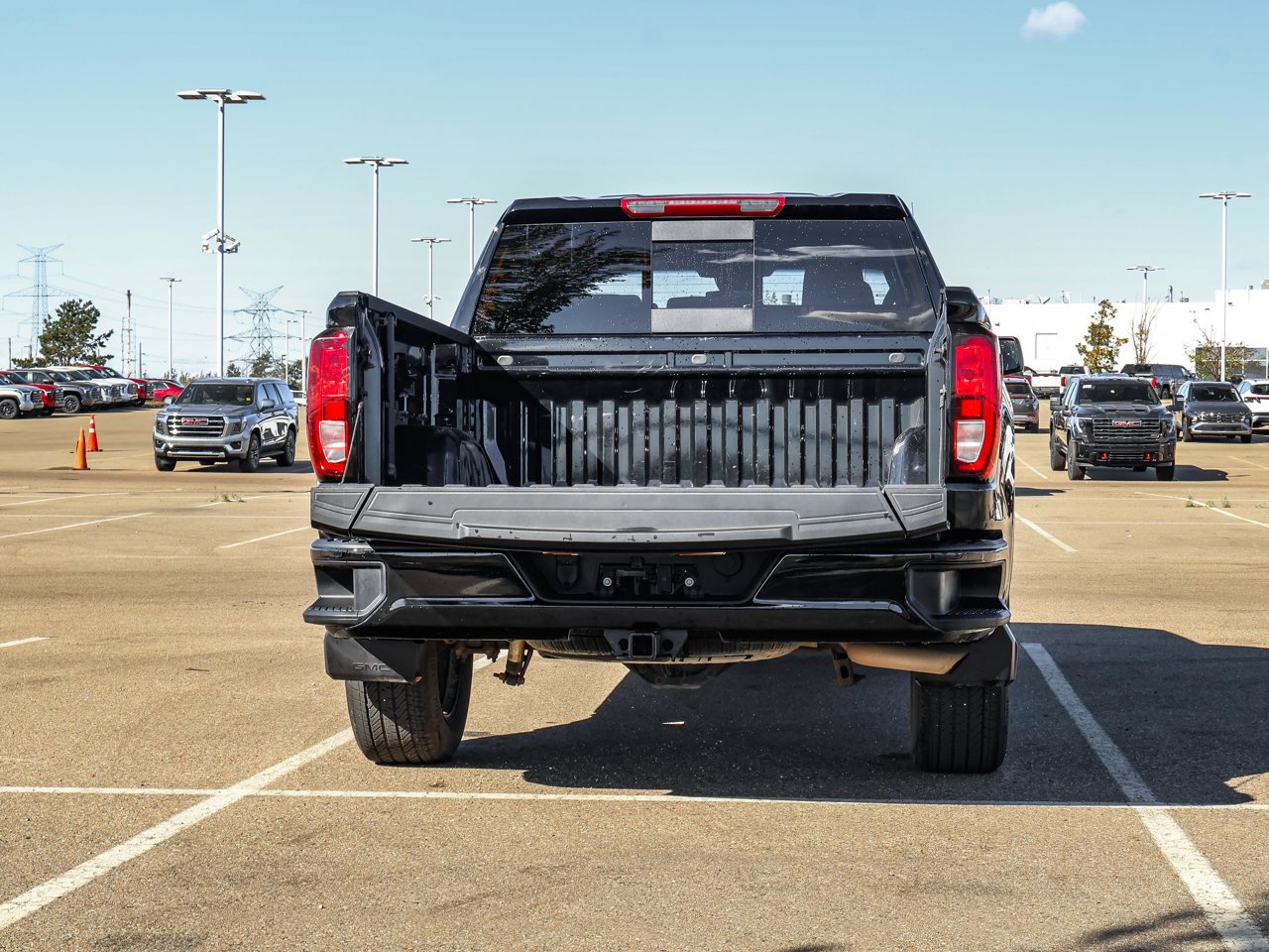 2024 GMC Sierra 1500 4WD Crew Cab 147 Elevation Black Sherwood Park - photo #8