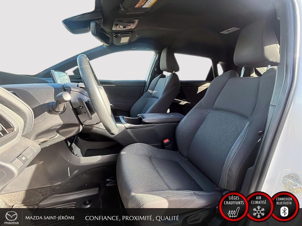 Subaru Solterra AWD | 100 % ÉLECTRIQUE | APPLE CARPLAY | EYESIGHT | DÉMARREUR À DISTANCE 2023 Blanc Saint-Jérôme - photo #17