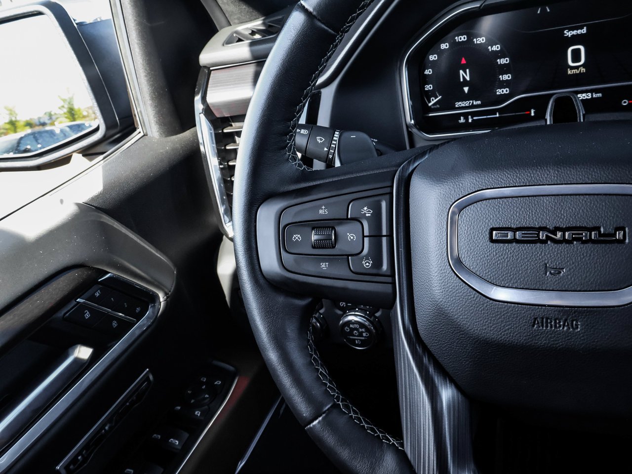 2025 GMC Sierra 1500 4WD Crew Cab 147 Denali Ultimate Black Sherwood Park - photo #22