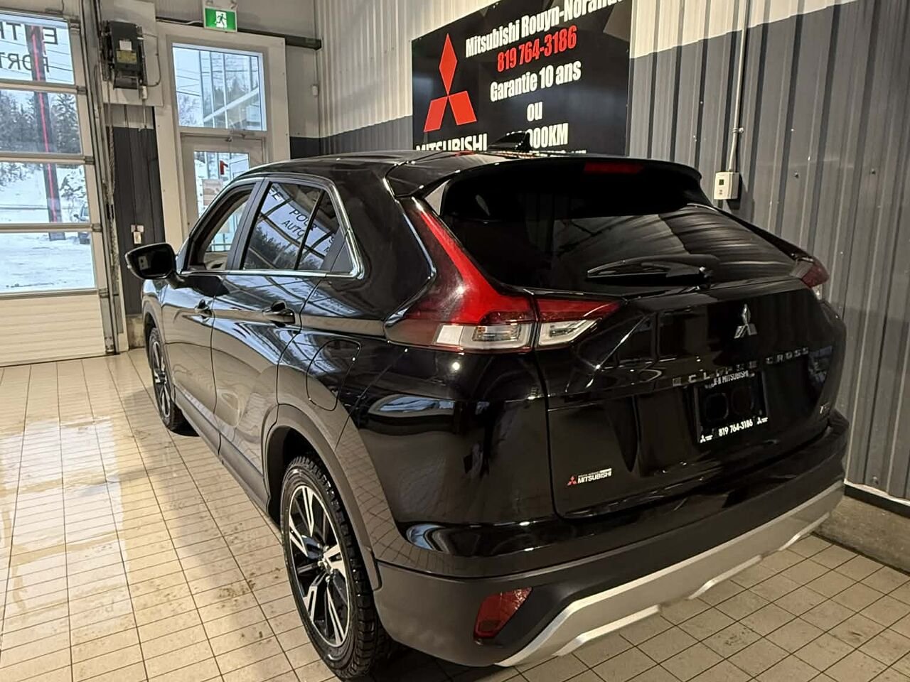 Mitsubishi Eclipse Cross 2023 Noir Mont-Laurier - photo #5
