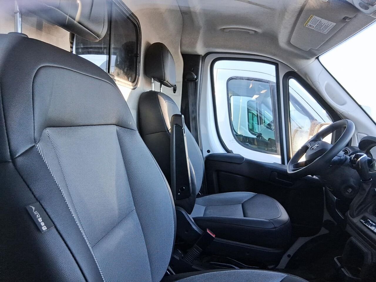 Ram ProMaster fourgonnette utilitaire 2026 Blanc Québec - photo #2