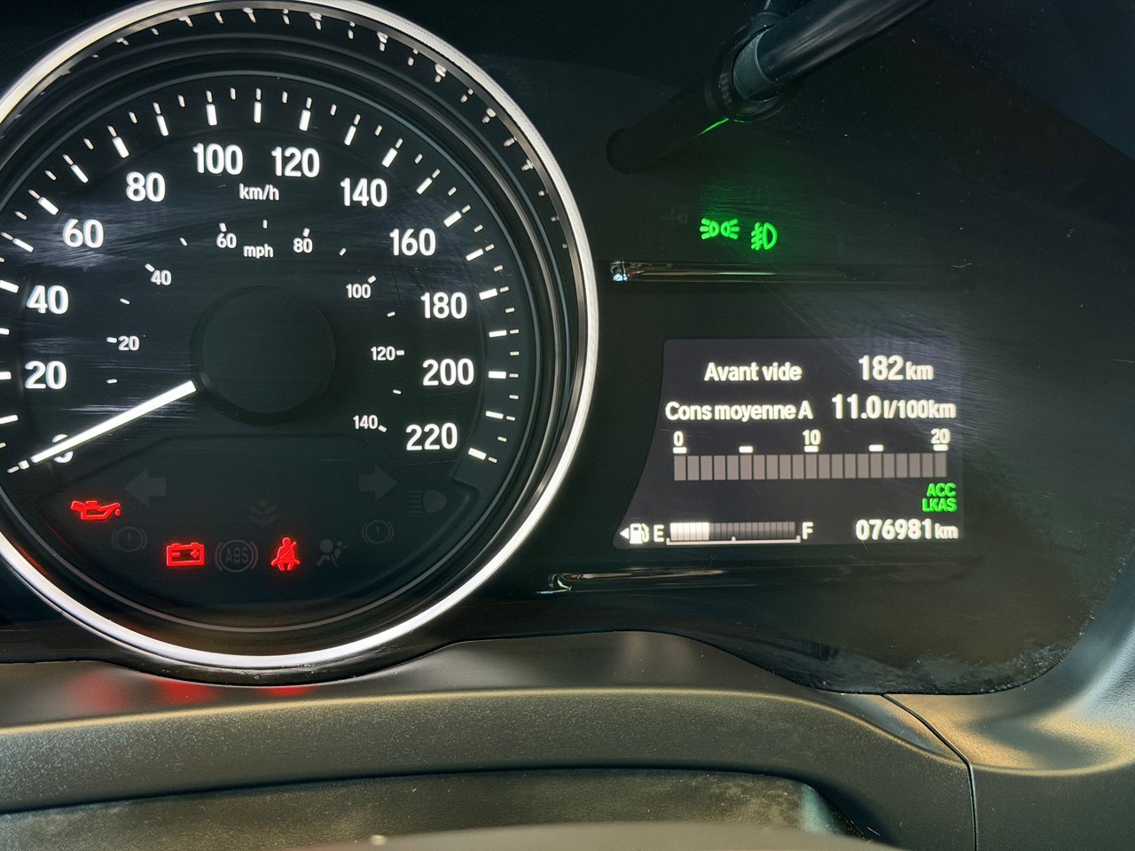 2021 Honda HR-V Black Notre-Dame-des-Prairies - photo #31