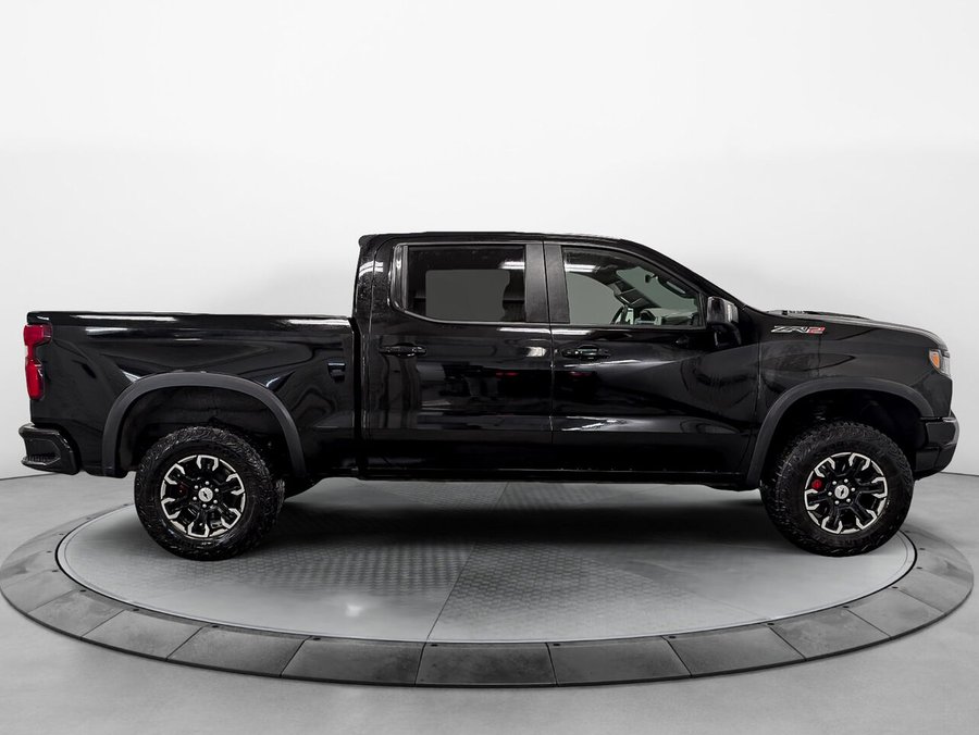 CHEVROLET Silverado 1500 ZR2 Moteur 6.2L 4WD Crew Cab Toit Ouvrant 2023 Noir