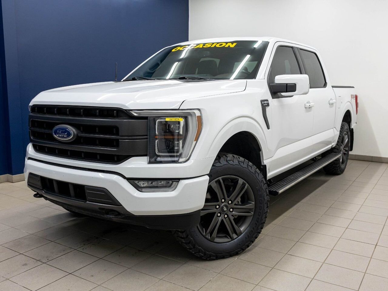 Ford F-150 LARIAT CREW 4X4 *TOIT* NAV CUIR SIÈGES VENTIL B&O 2021 Blanc Saint-Jérôme - photo #0