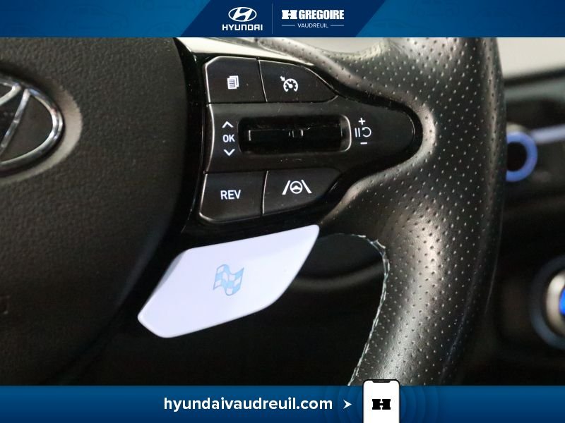 2022 Hyundai Veloster Grey Blainville - photo #21