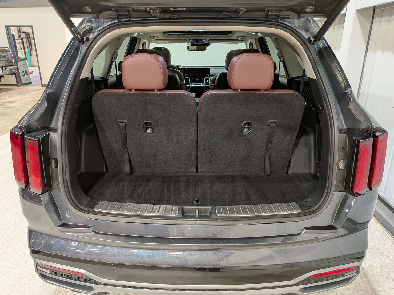 2022 Kia Sorento SX AWD w/Burgundy Leather Grey Val-David - photo #8