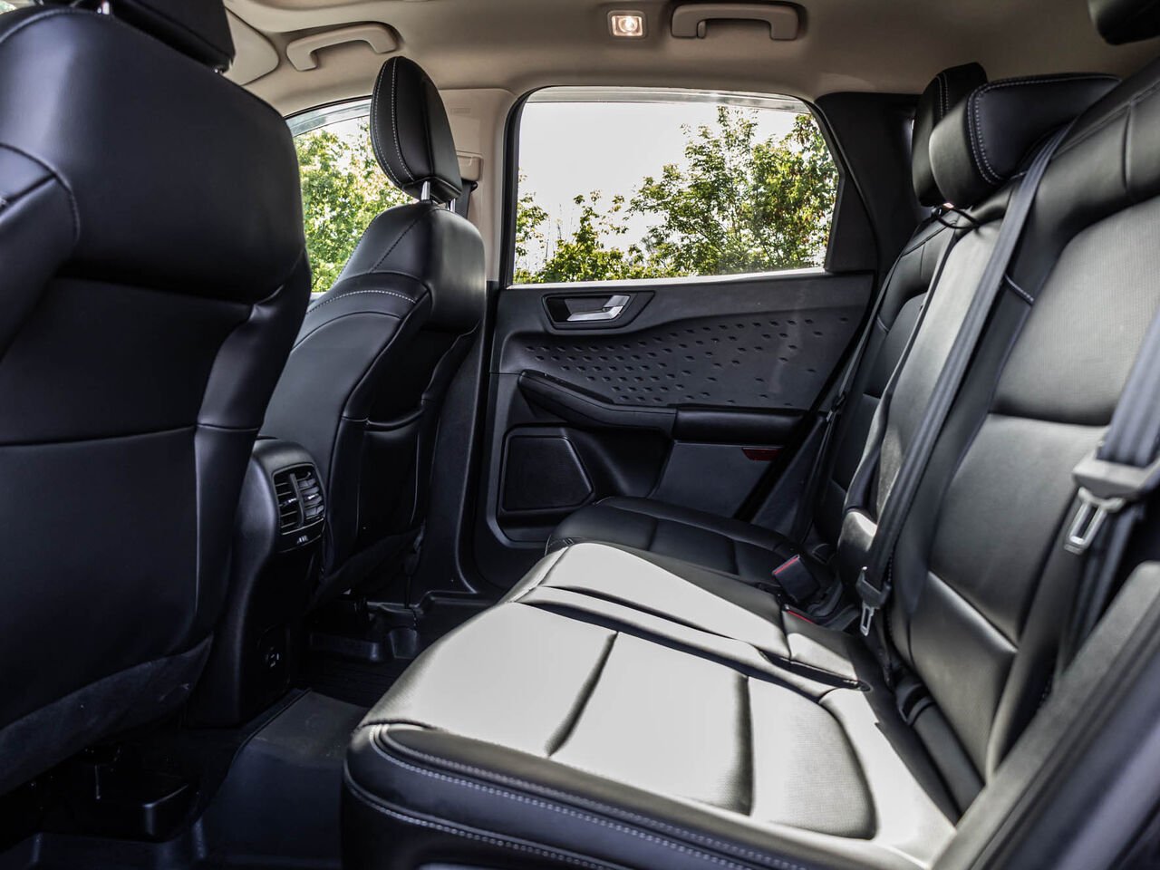 2020 Ford Escape Black Sainte-Julienne - photo #25
