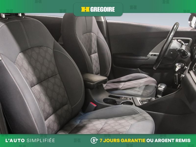 2019 Kia Niro Black Laval - photo #29