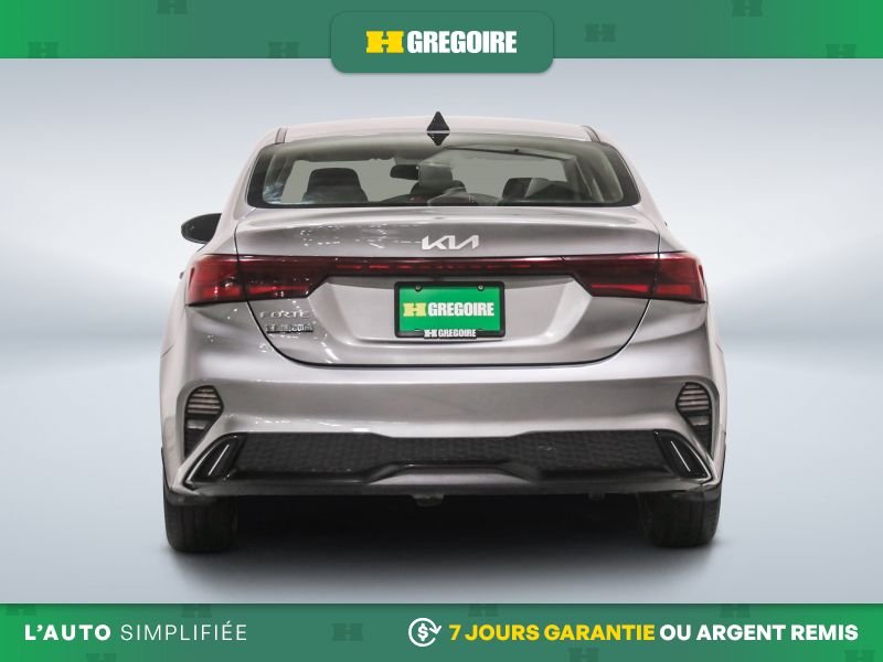 2022 Kia Forte Silver Blainville - photo #7