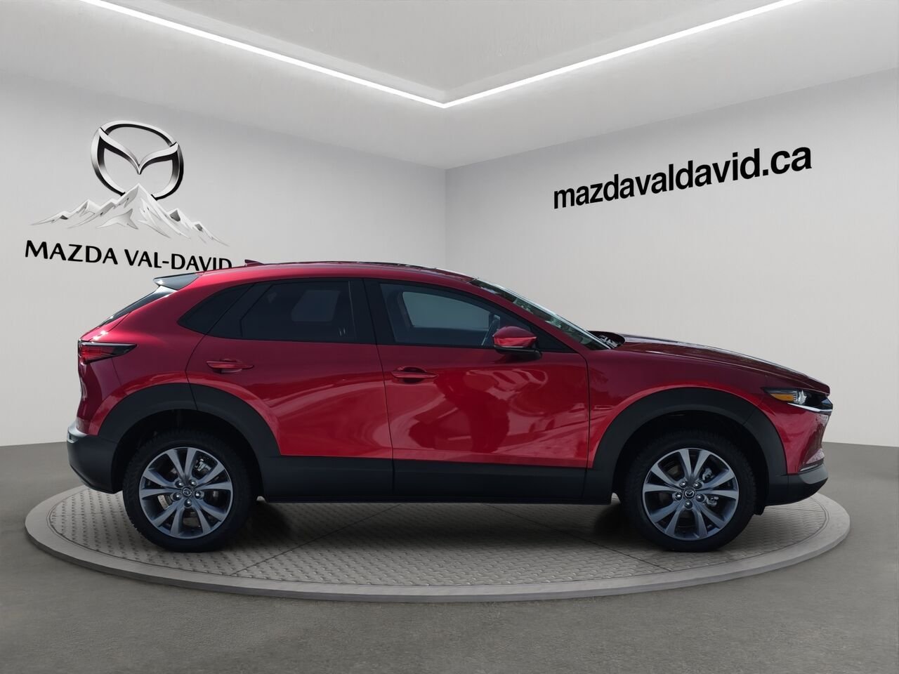 2026 Mazda CX-30 GT, awd, toit ouvrant, Écran 360 degré, Navigation, chargeur sans fil pour cellulaire Soul Red Crystal Metallic Val-David - photo #3