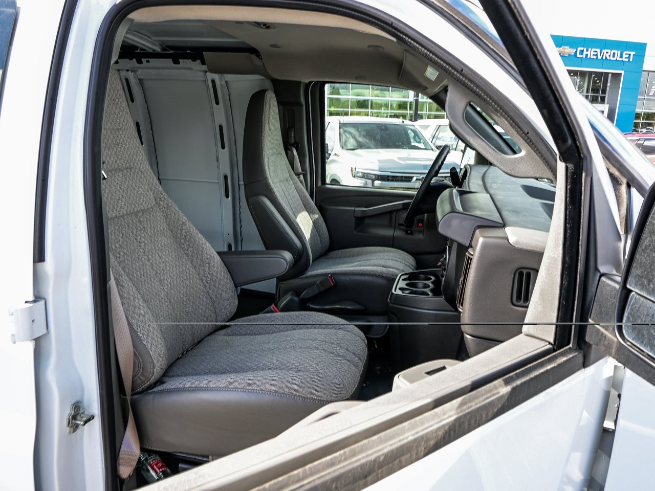 2025 Chevrolet Express Cargo Van RWD 2500 155 White Sherwood Park - photo #33