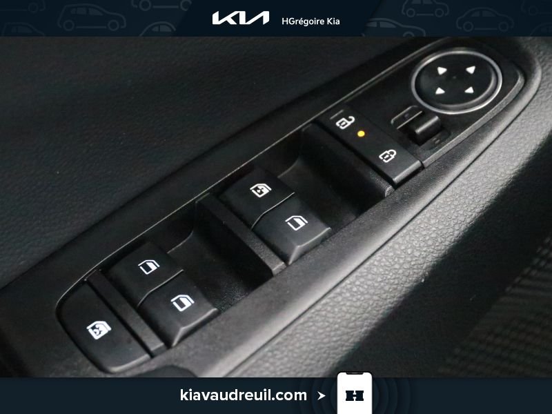 2025 Kia Seltos White Blainville - photo #10