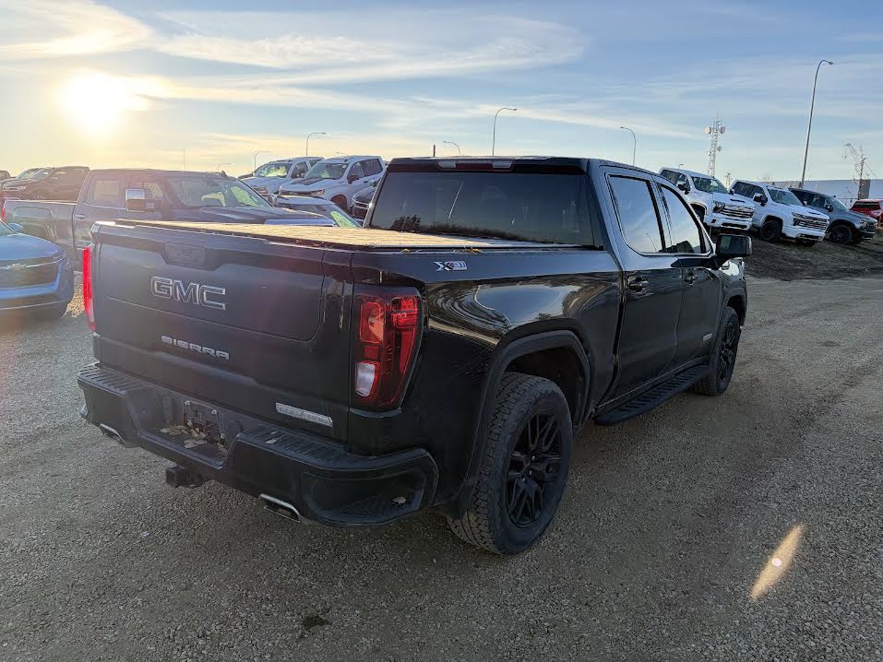 2022 GMC Sierra 1500 Limited 4WD Crew Cab 147 Elevation Black Sherwood Park - photo #4