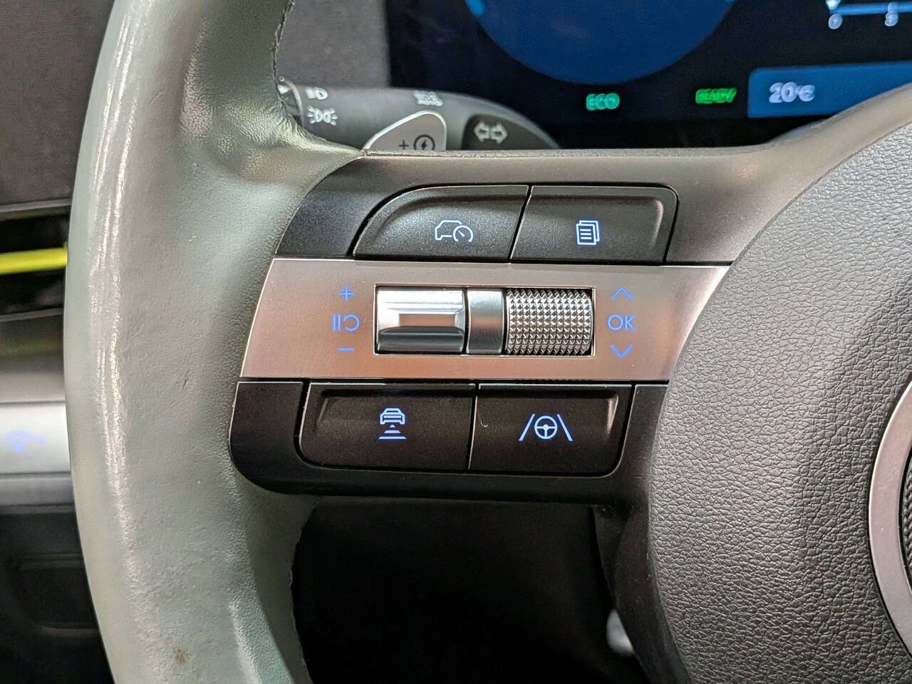 2024 Hyundai Kona Electric Ultimate FWD w/Sage-Green Interior Black Val-David - photo #14
