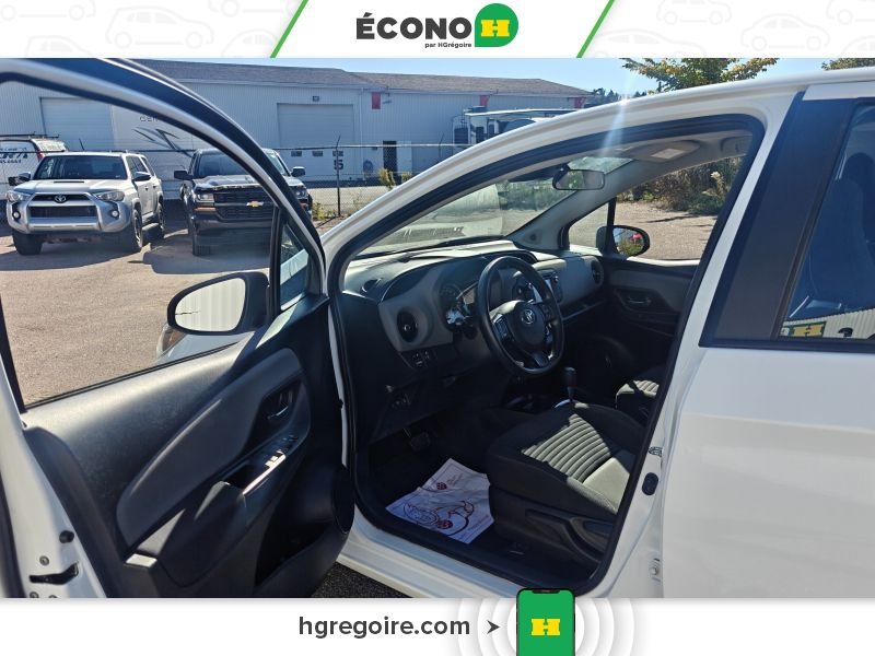Toyota Yaris 2018 Blanc Blainville - photo #9
