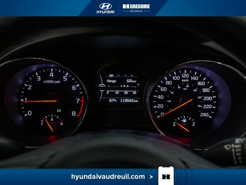 2018 Kia Sedona Red Laval - photo #25