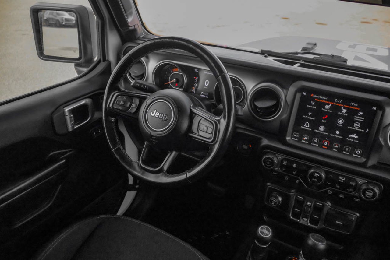 2021 Jeep Gladiator Sport 80th Anniversary 4x4 *Ltd Avail* White Sherwood Park - photo #25
