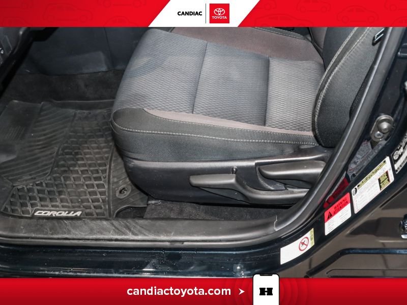 2018 Toyota Corolla Blue Saint-Eustache - photo #16