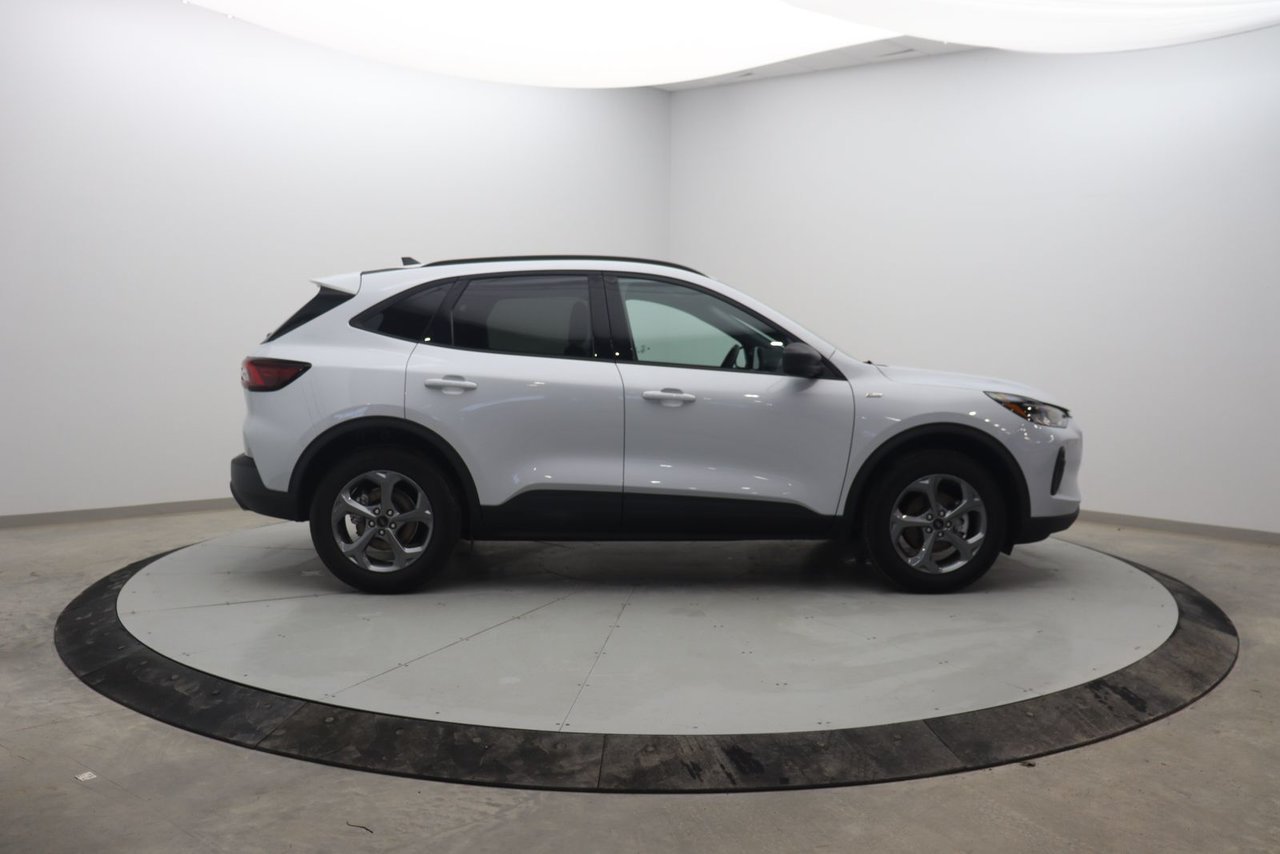 2025 Ford Escape ST-Line Grey Baie-Comeau - photo #2