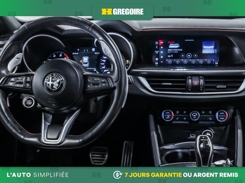 2023 Alfa Romeo Stelvio Black Saint-Eustache - photo #17
