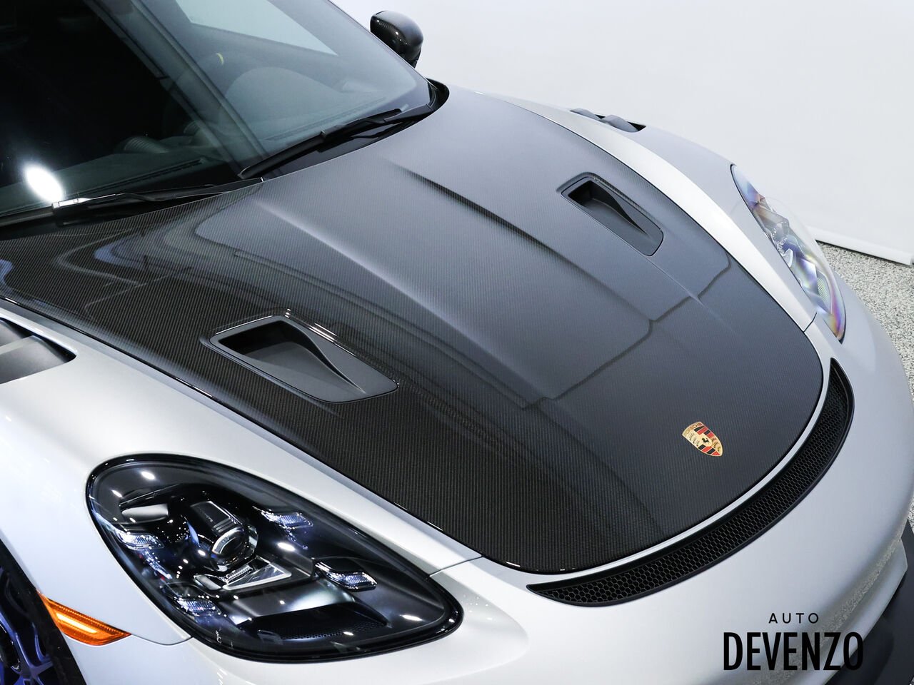 Porsche 718 Cayman GT4 RS Weissach Package 2025 Gris Saint-Eustache - photo #7