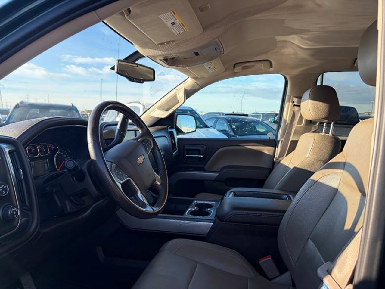 2015 Chevrolet Silverado 1500 4WD Crew Cab 143.5 LTZ w/2LZ Green Sherwood Park - photo #6