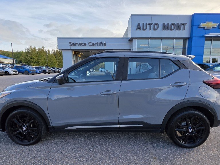 Nissan Kicks SR 2021 Gris Mont-Laurier - photo #12