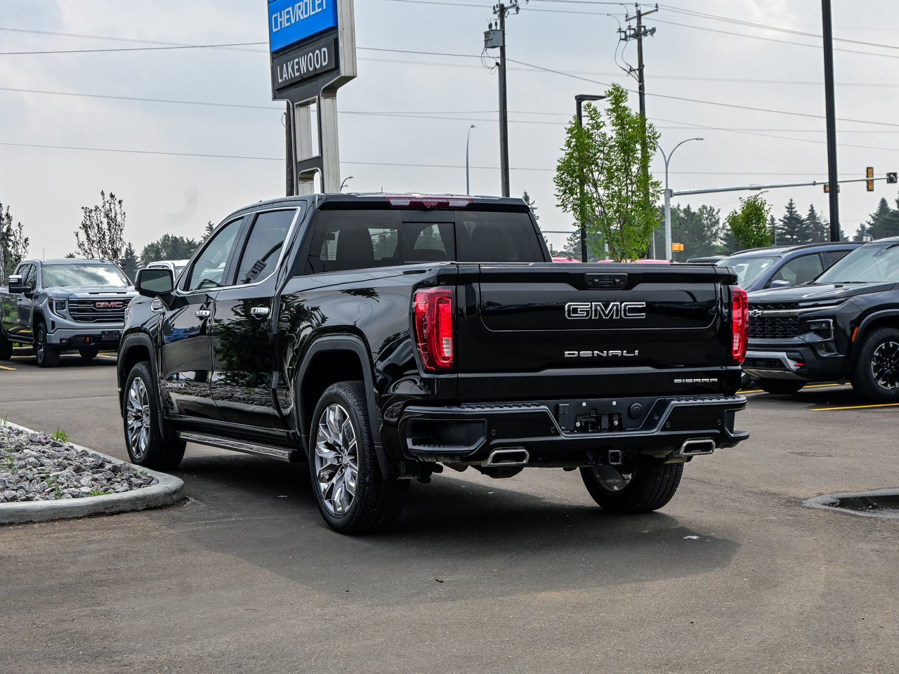 2025 GMC Sierra 1500 4WD Crew Cab 147 Denali Black Sherwood Park - photo #10