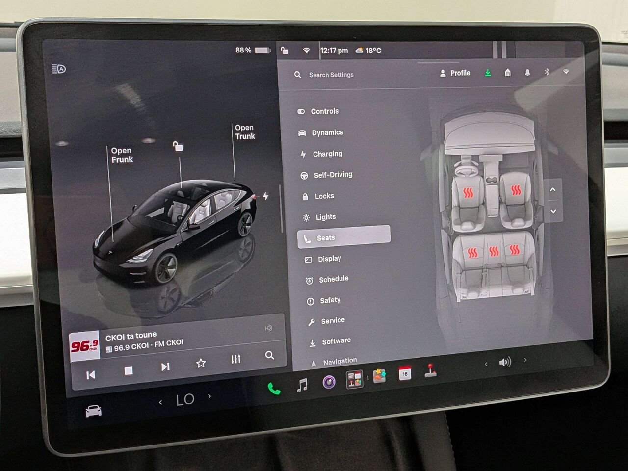 2022 Tesla Model 3 Standard Range RWD *Ltd Avail* Black Val-David - photo #23