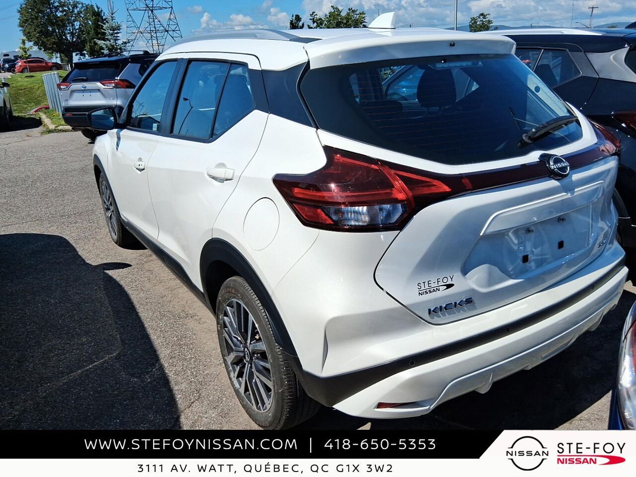 White 2024 Nissan Kicks SUV / Crossover Front-Wheel Drive Continuously Variable Transmission