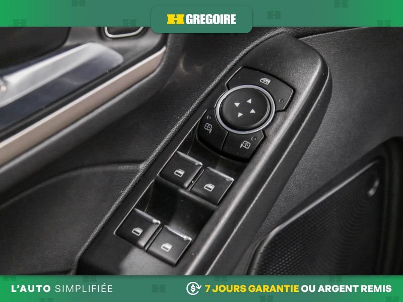2022 Ford Escape Grey Blainville - photo #11