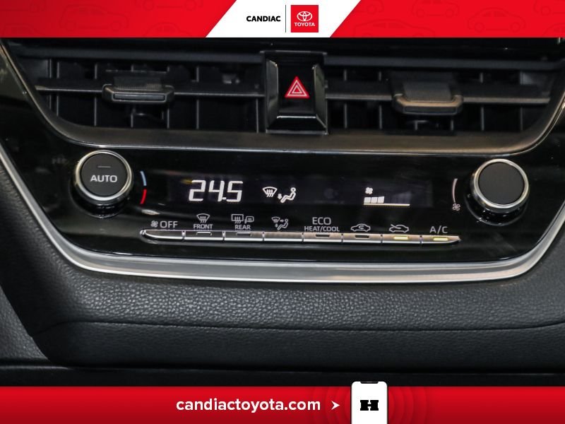 2025 Toyota Corolla White Blainville - photo #26