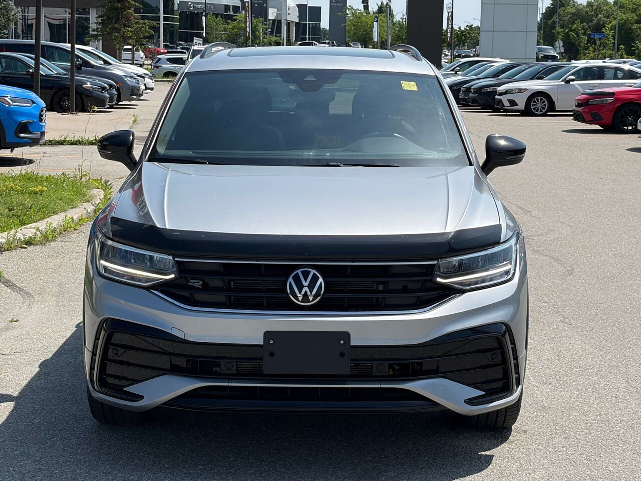 2023 Volkswagen Tiguan Comfortline R-Line Black Edition Grey Gatineau - photo #1