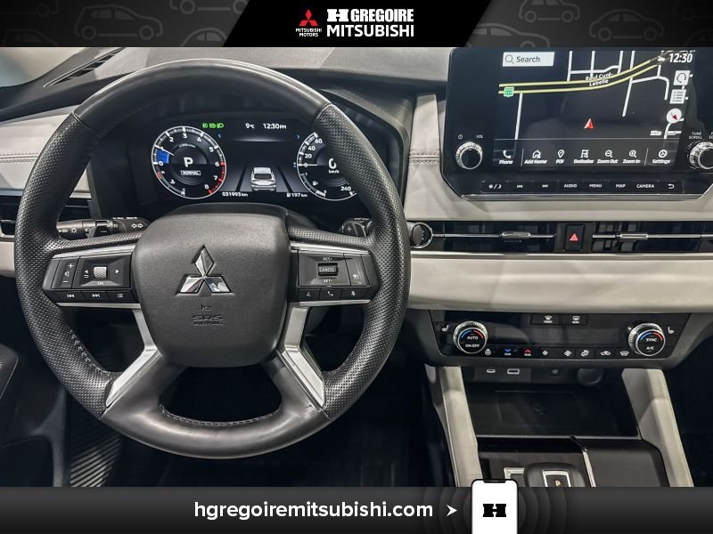 2024 Mitsubishi Outlander Red Saint-Eustache - photo #18