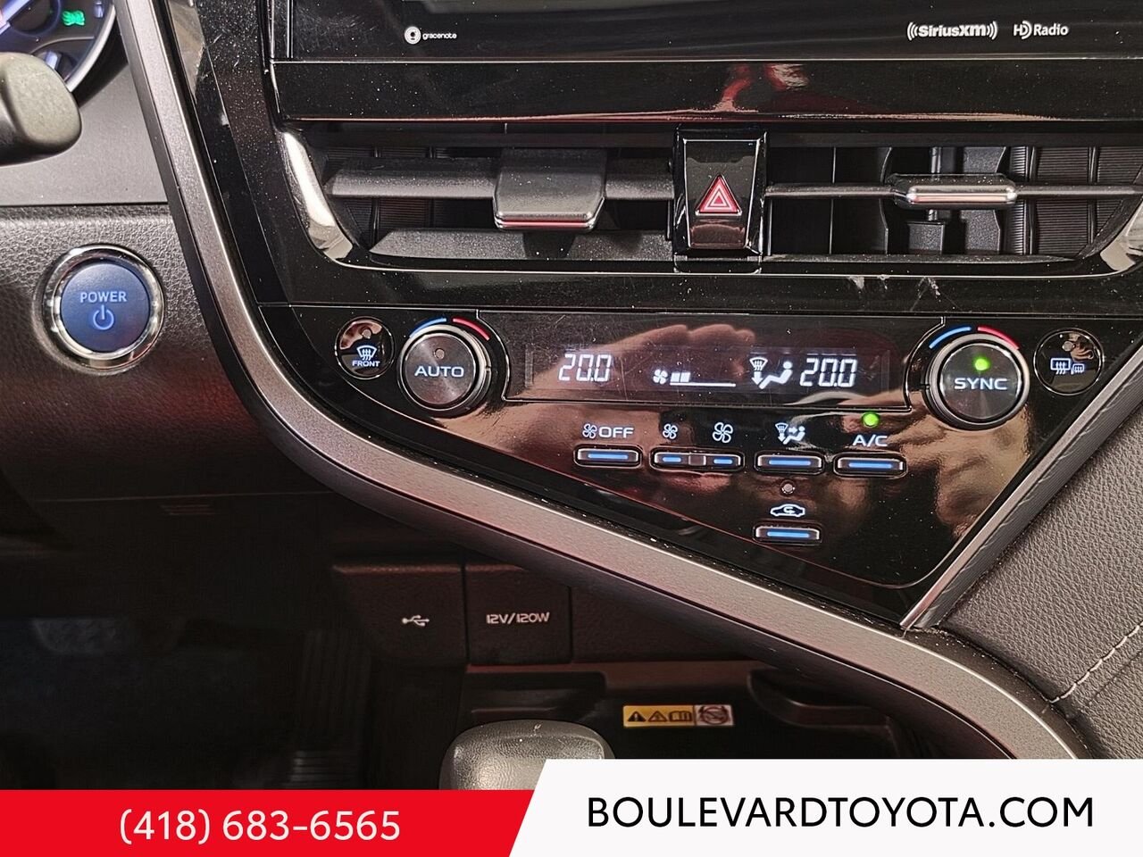 Toyota Camry 100493A-71 | SE AMÉLIORÉ, HYBRIDE 2023 Blanc Québec - photo #14