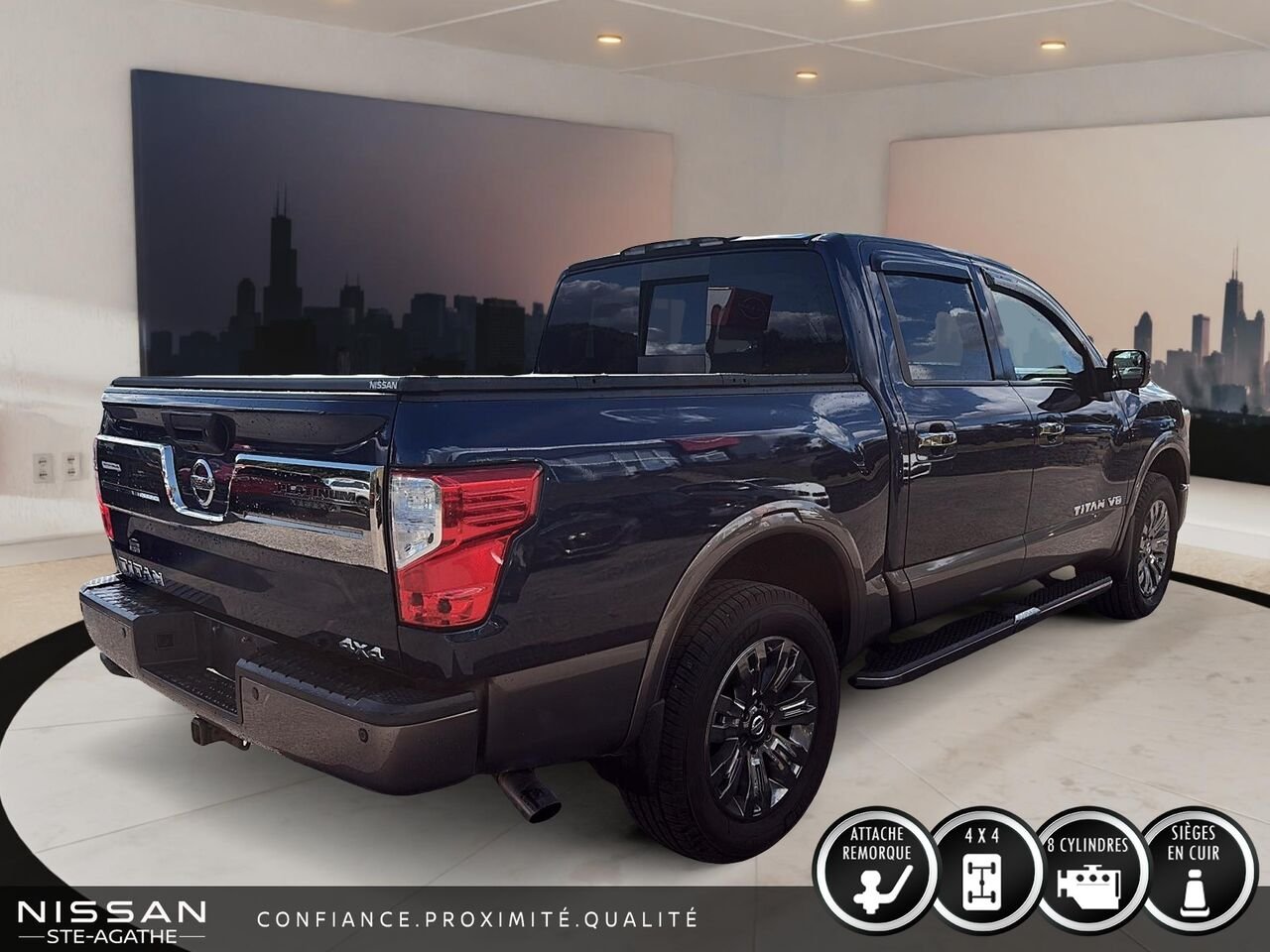 2018 Nissan Titan Blue Sainte-Agathe-des-Monts - photo #3
