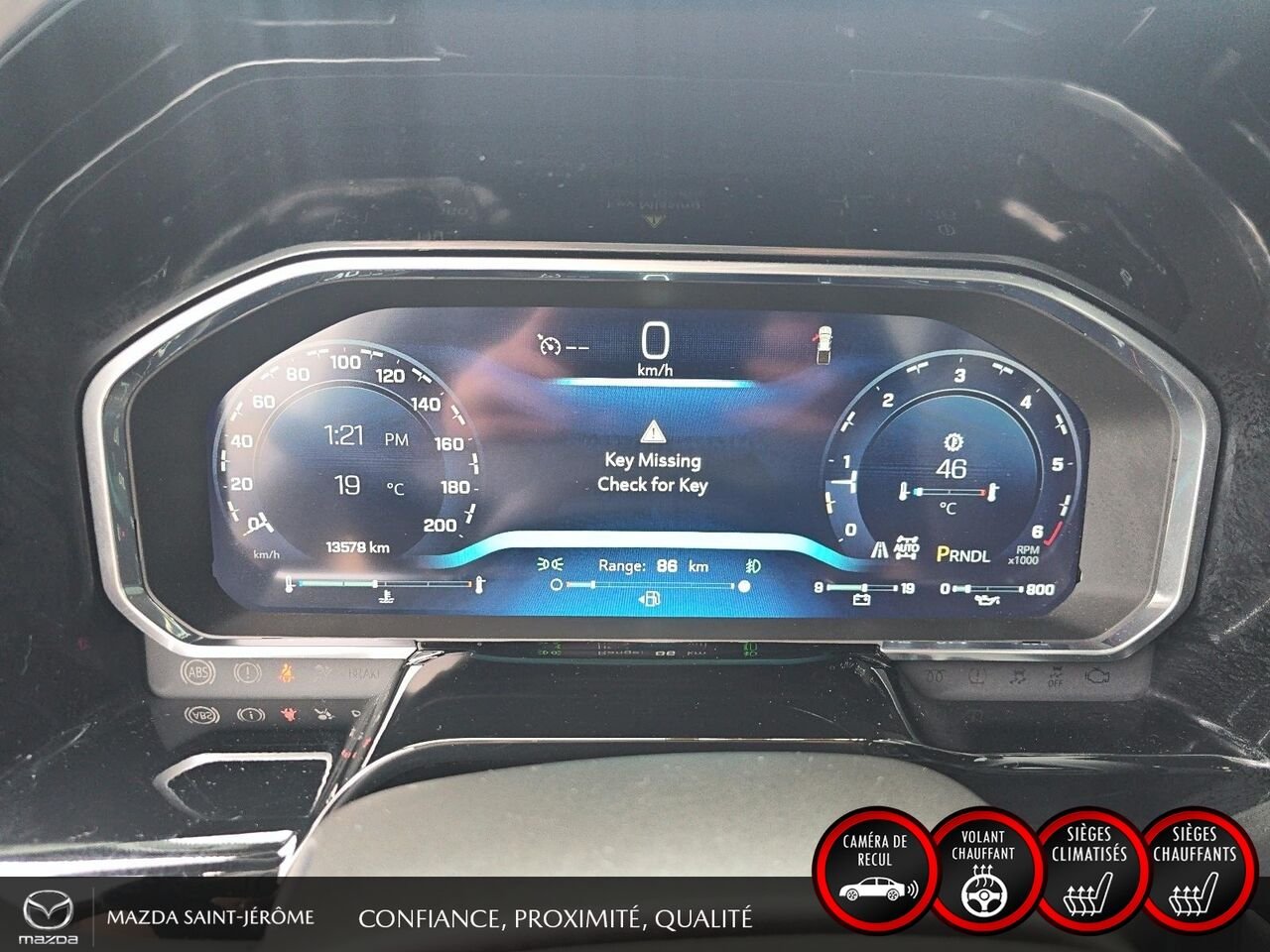 2026 Chevrolet Silverado 1500 RST | CABINE MULTIPLACE | COUVRE-CAISSE RIGIDE | MARCHEPIEDS Black Saint-Jérôme - photo #16