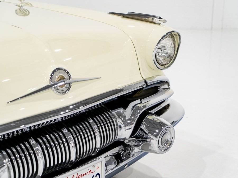 Pontiac Bonneville 1957 1957 Blanc