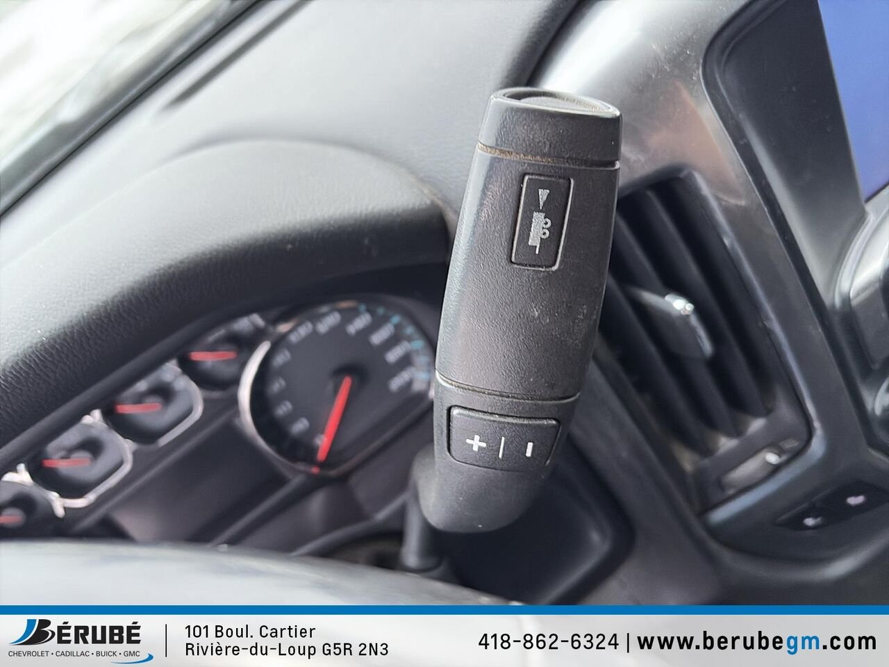 2016 CHEVROLET Silverado 1500 4WD Crew Cab Mauve Rivière-du-Loup - photo #9