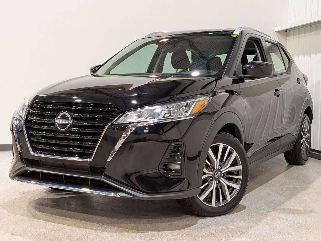 Nissan Kicks SV FWD 2024 Noir Val-David - photo #0