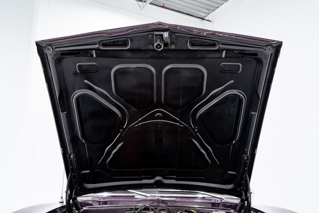 Chevrolet Camaro PRIX EN USD Convertible Beautifully presented from former Restoration 1967 mauve Montréal - photo #20