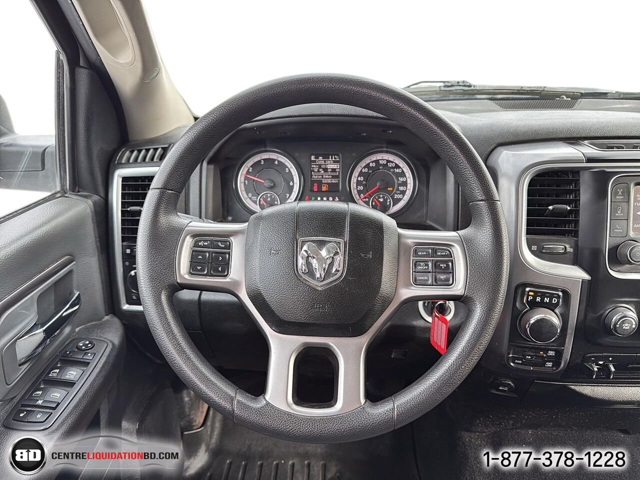 Ram 1500 Classic SLT V6 3.6L CREW CAB BOÎTE 5.5P | BD0130 2023 Blanc Granby - photo #18