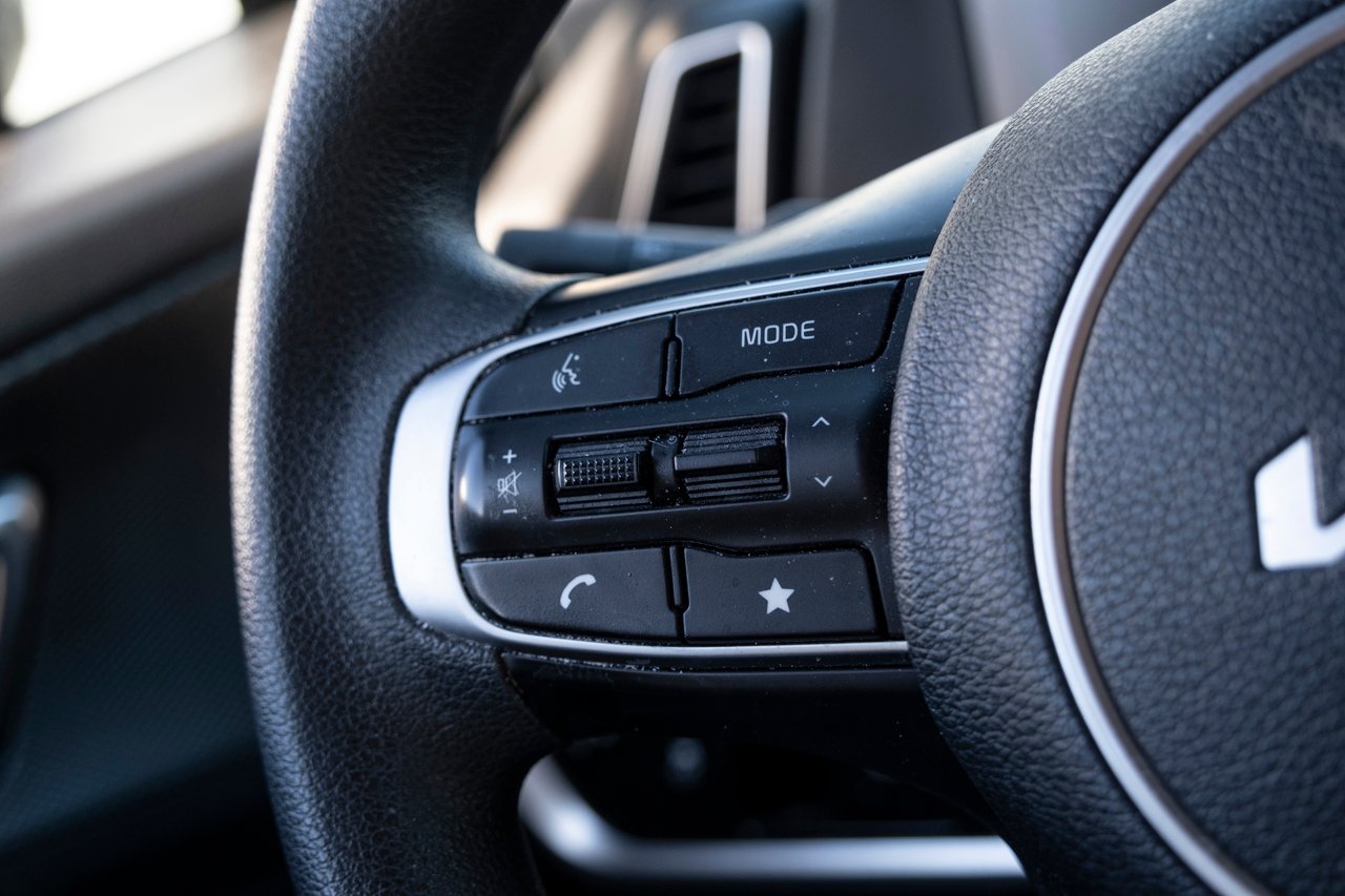 2024 Kia Sportage Black Gatineau - photo #10